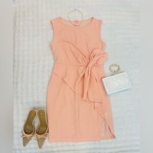 Elegant Peach Sleeveless Dress